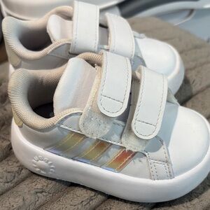 Kids White Sneakers with Velcro Straps